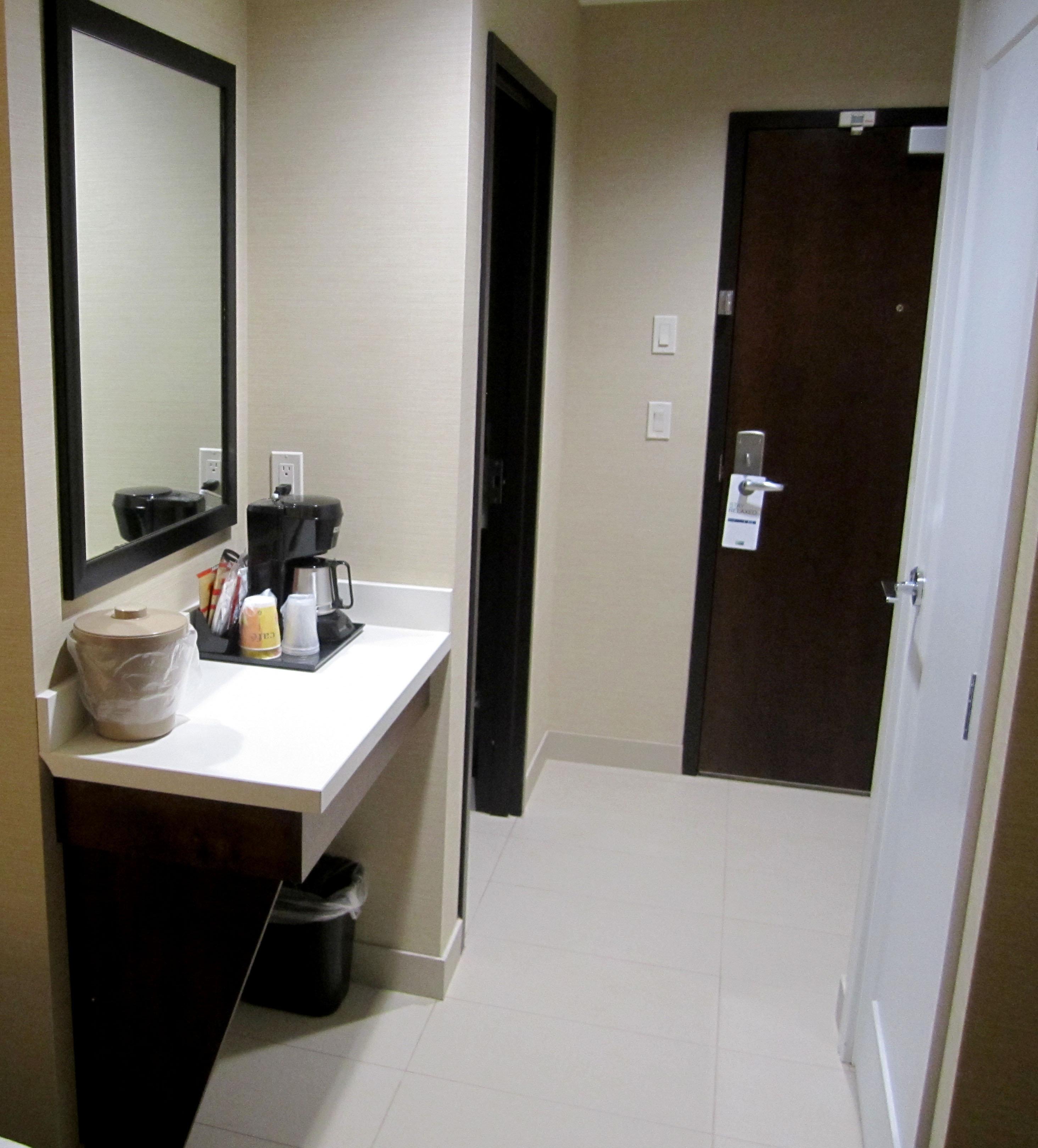 Holiday Inn Express Golden-Kicking Horse By Ihg Luaran gambar