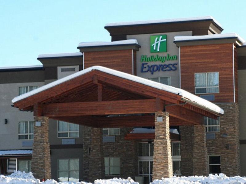 Holiday Inn Express Golden-Kicking Horse By Ihg Luaran gambar