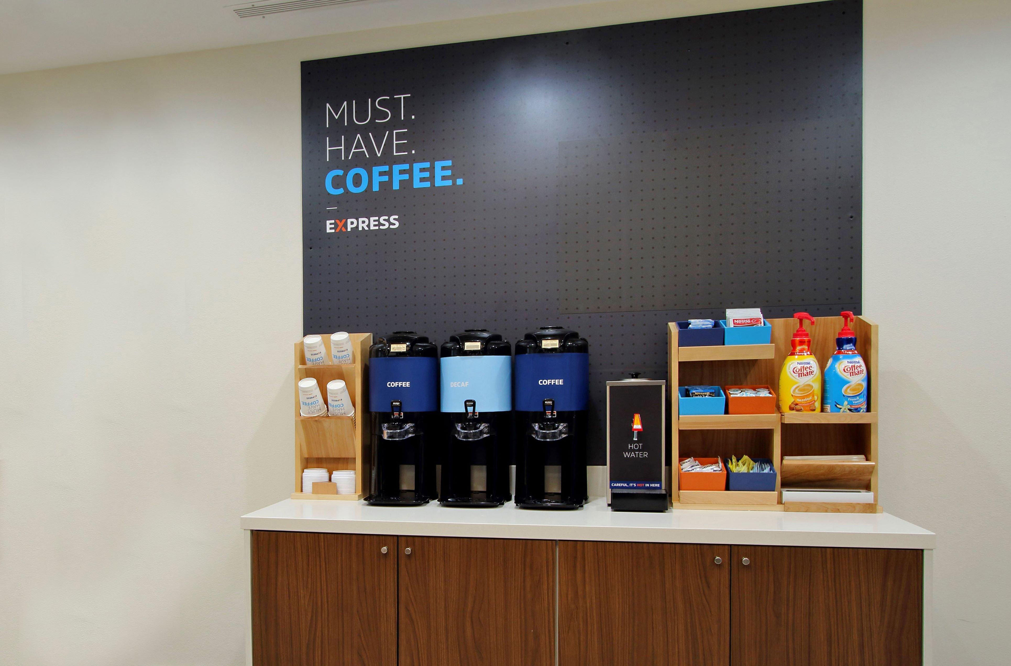 Holiday Inn Express Golden-Kicking Horse By Ihg Luaran gambar